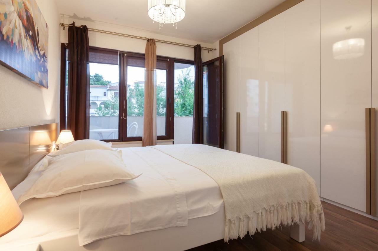 Apartmani Tina Подгора Екстер'єр фото
